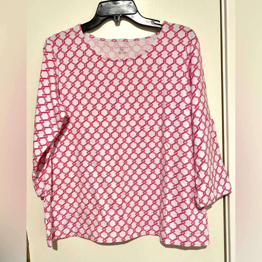 Appleseed's Pink and White Geometric 3/4 Sleeve Top Petite L